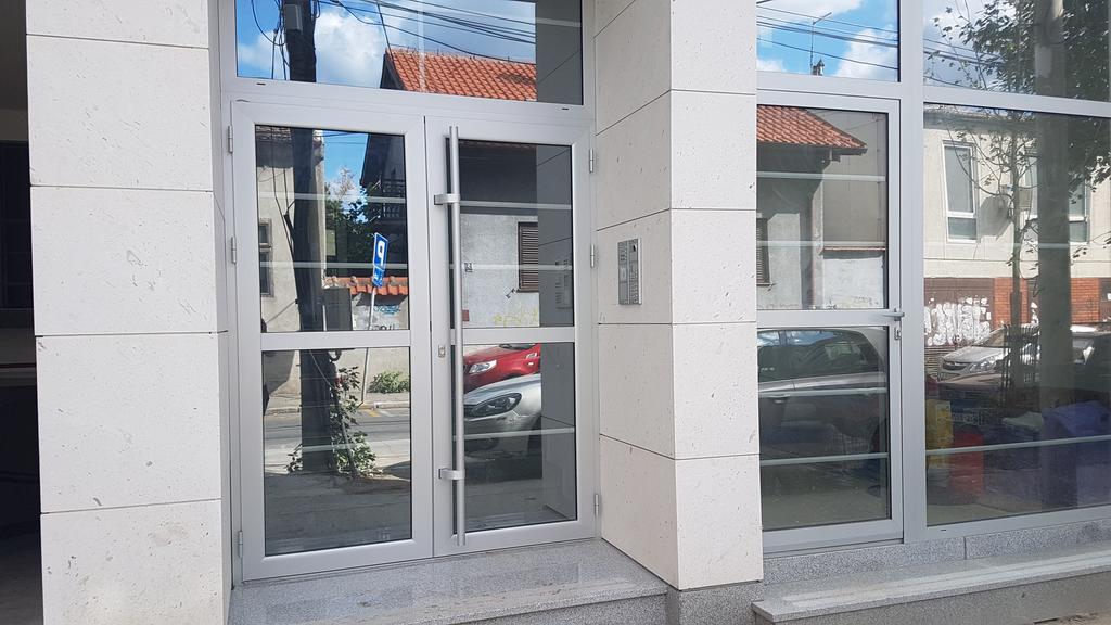 Apartment Joy Belgrade Luaran gambar