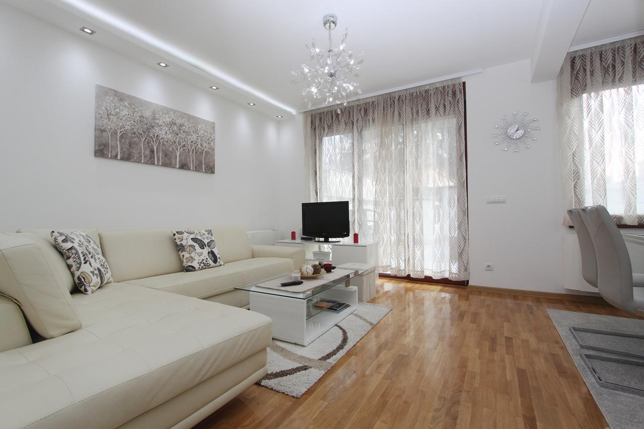 Apartment Joy Belgrade Luaran gambar