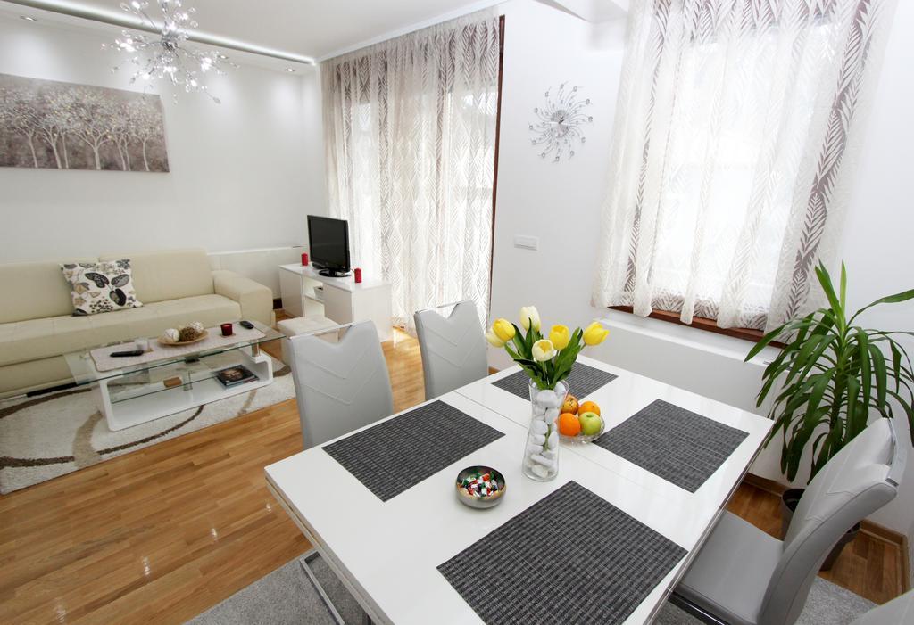 Apartment Joy Belgrade Luaran gambar